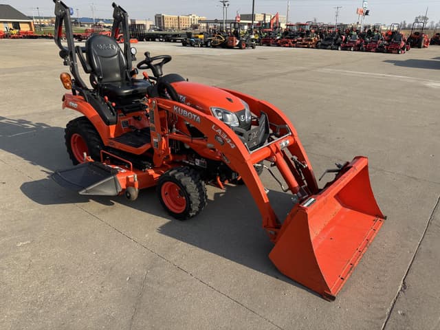 Image of Kubota BX2680 equipment image 3