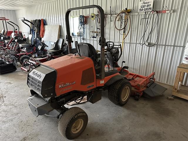 Image of Kubota F3990 equipment image 3