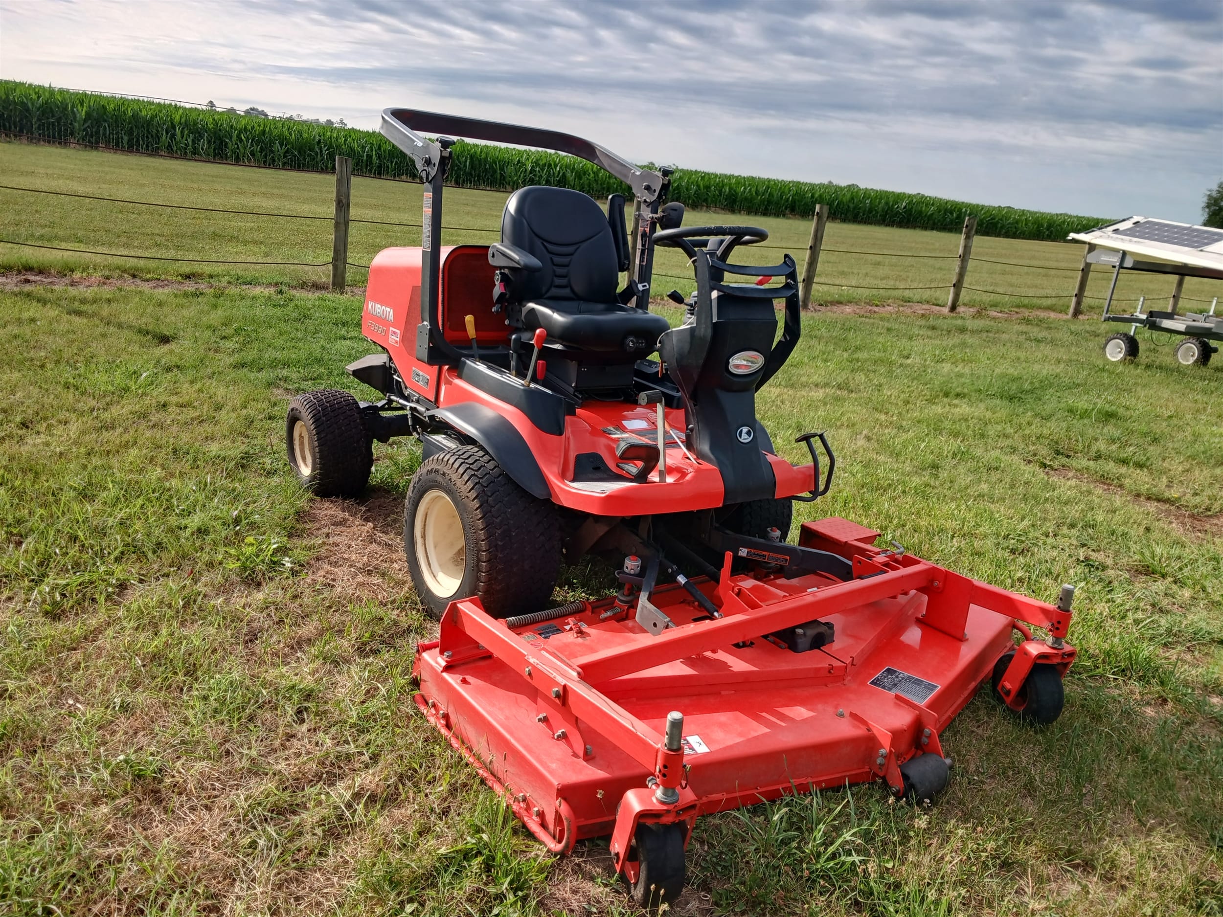 Main image Kubota F3990