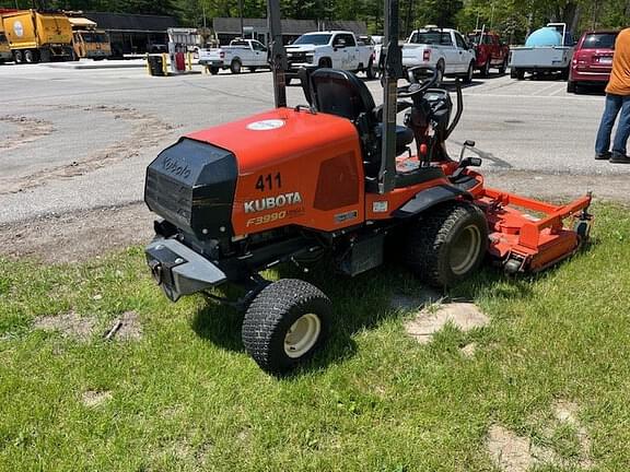 Image of Kubota F3990 equipment image 4