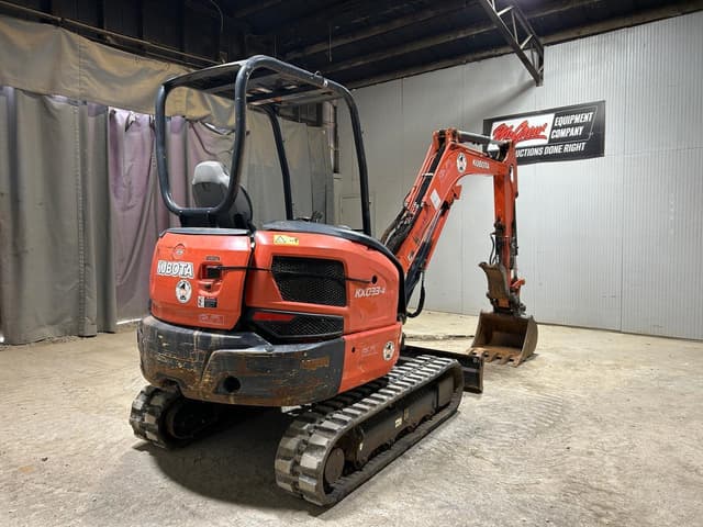 Image of Kubota KX033-4 equipment image 2