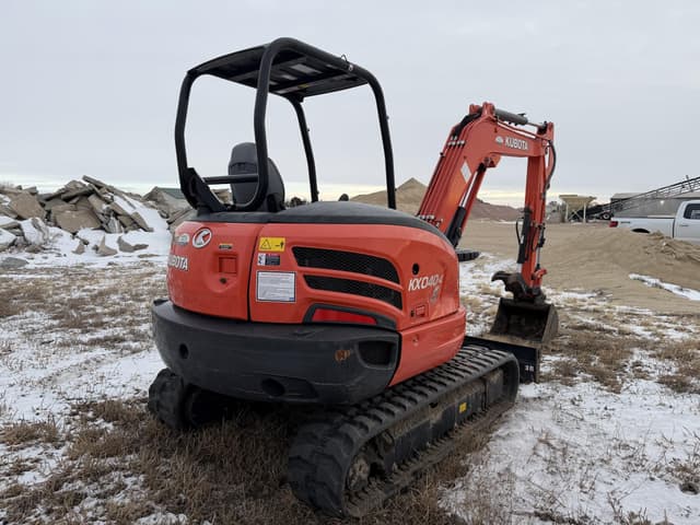 Image of Kubota KX040-4 equipment image 4