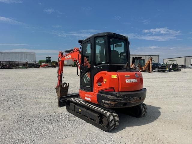 Image of Kubota KX040-4 equipment image 2