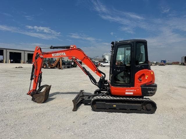 Image of Kubota KX040-4 equipment image 1