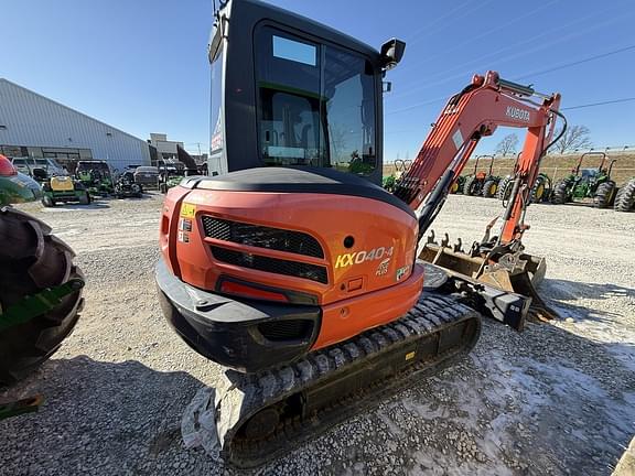 Image of Kubota KX040-4 equipment image 3