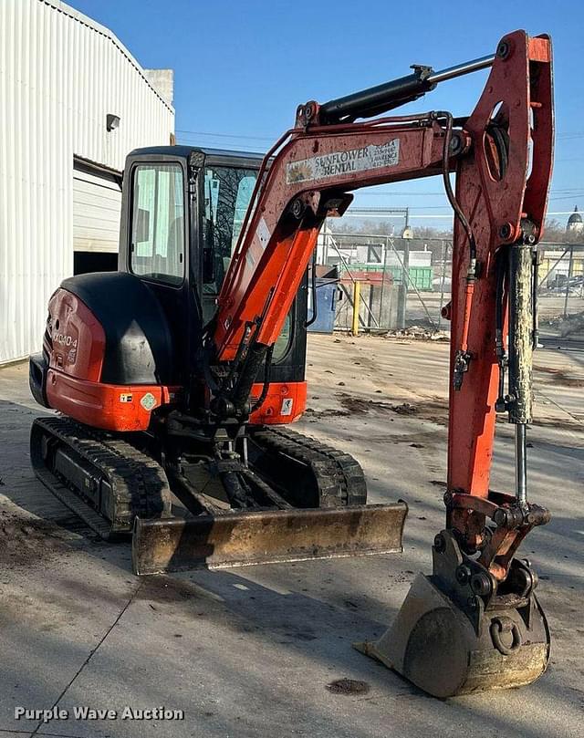 Image of Kubota KX040-4 equipment image 2