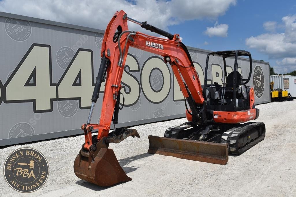2019 Kubota KX057-4 Equipment Image0