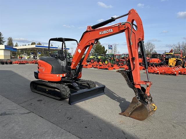 Image of Kubota KX057-4 equipment image 3