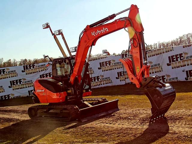 Image of Kubota KX080-4 equipment image 2