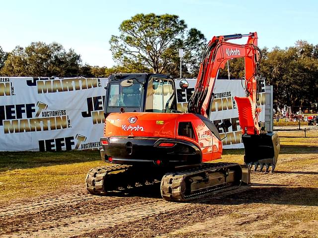 Image of Kubota KX080-4 equipment image 4