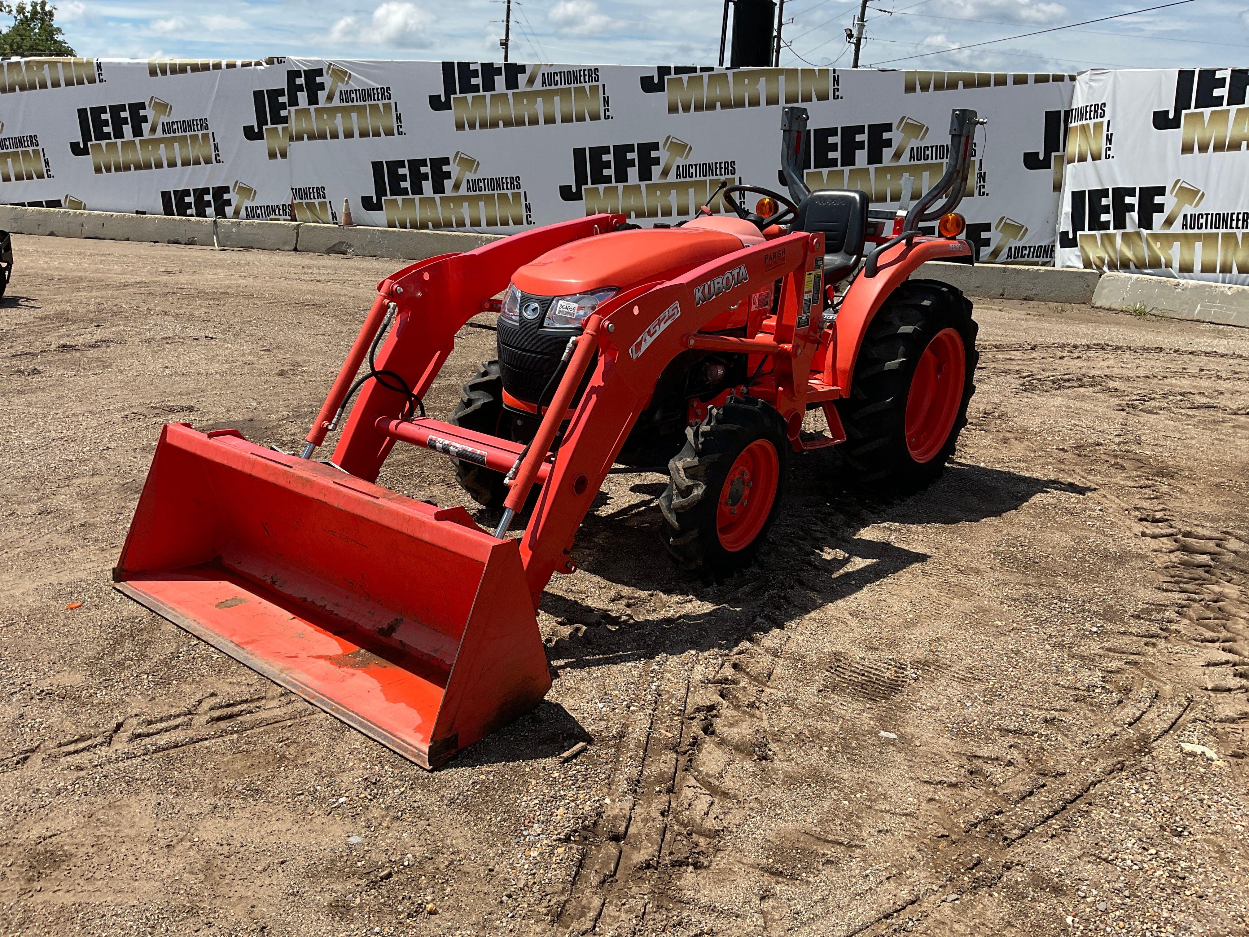 Main image Kubota L2501