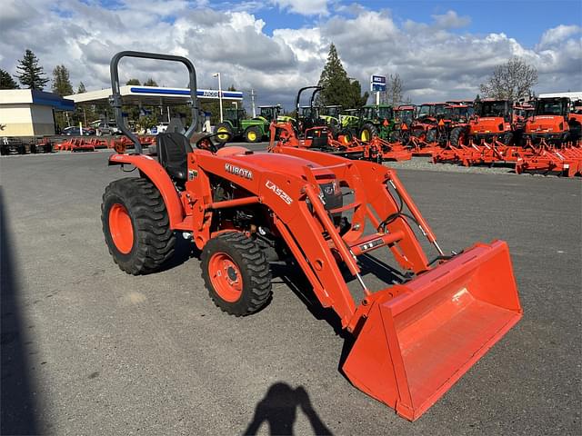 Image of Kubota L2501HST equipment image 3