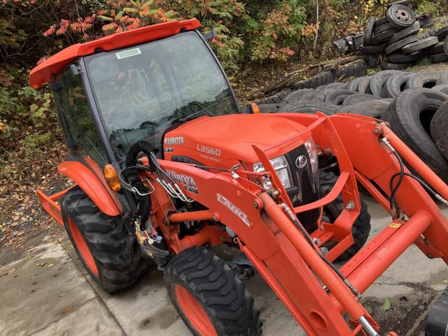 Image of Kubota L3560 equipment image 1