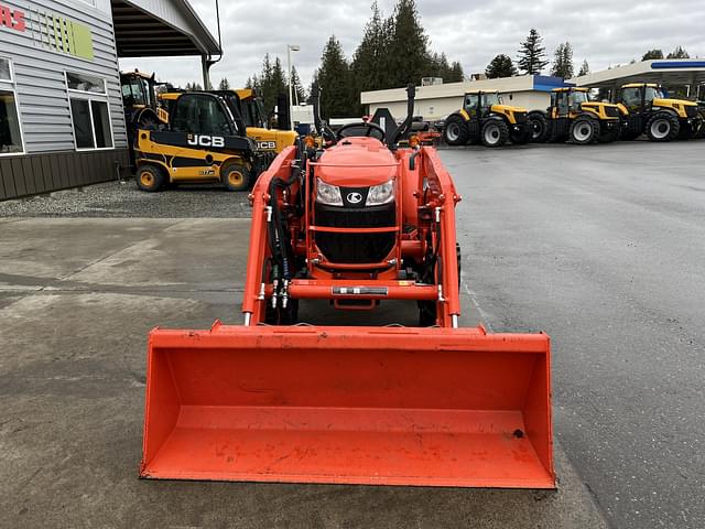 Image of Kubota L3901HST equipment image 2