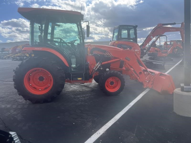 2019 Kubota L4060HSTC Equipment Image0