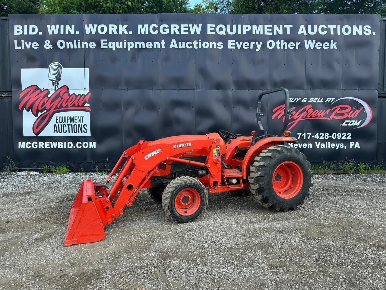 2019 Kubota L4701 Equipment Image0