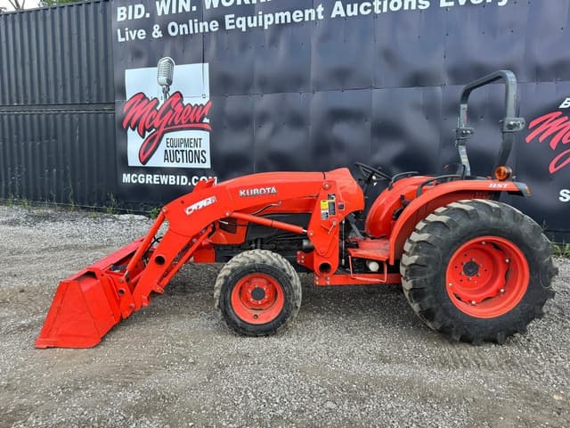 Image of Kubota L4701 equipment image 2