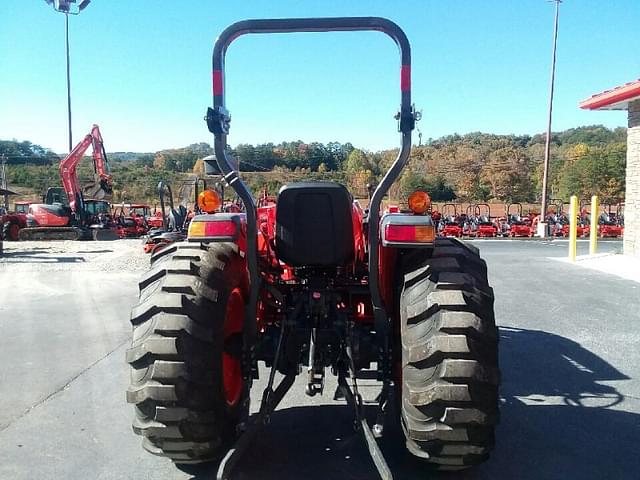 Image of Kubota L4701DT equipment image 3