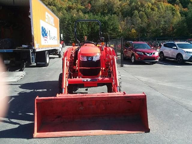 Image of Kubota L4701DT equipment image 2