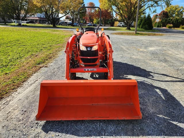 Image of Kubota L4701DT equipment image 2