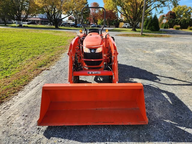 Image of Kubota L4701DT equipment image 2