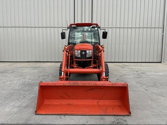 Image of Kubota L6060 equipment image 3