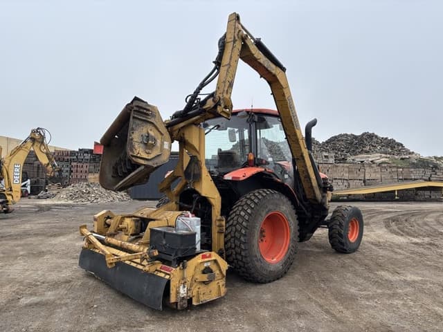 Image of Kubota M126GX equipment image 2