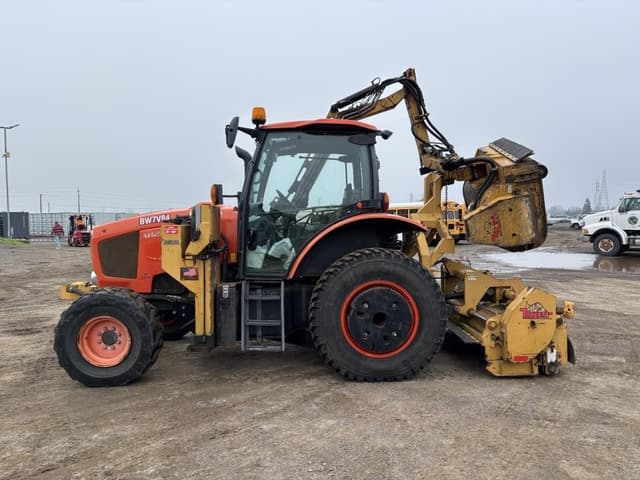 Image of Kubota M126GX equipment image 4