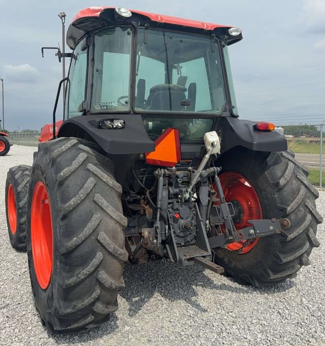 Image of Kubota M5-091 equipment image 4