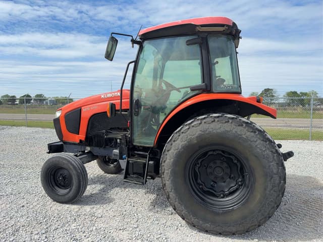 Image of Kubota M5-091 equipment image 2