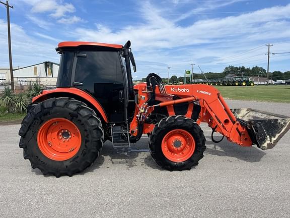 Image of Kubota M5-111 equipment image 3