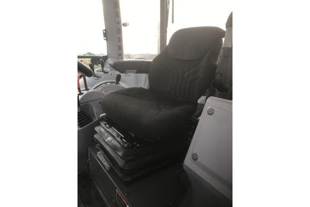 Image of Kubota M5-111 equipment image 1