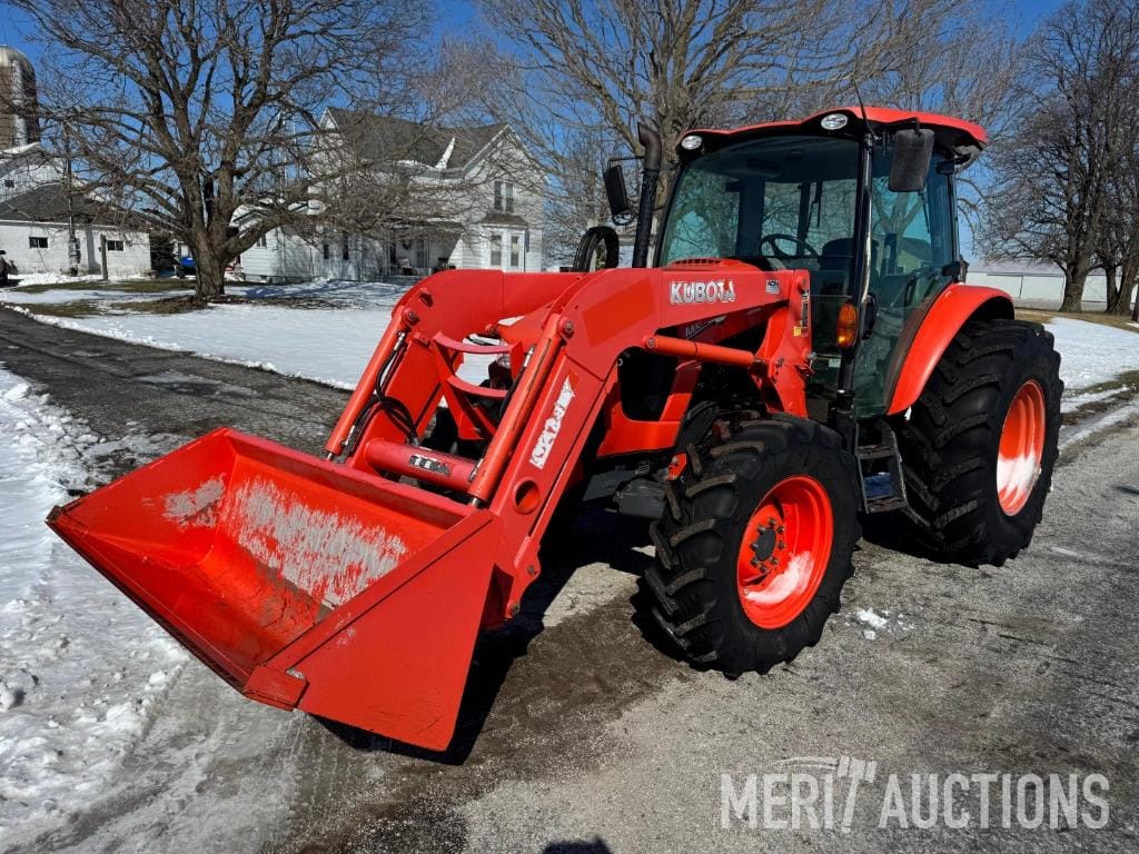 2019 Kubota M5-111D Equipment Image0
