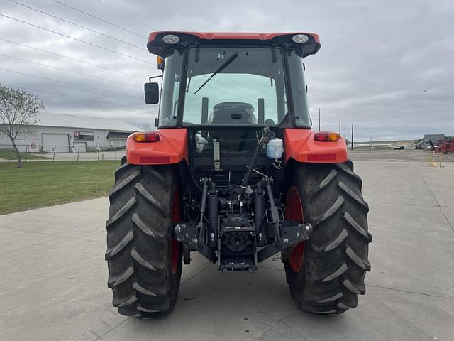 Image of Kubota M5-111 equipment image 3