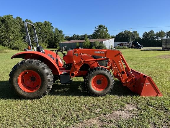 Image of Kubota M5660SUD equipment image 4