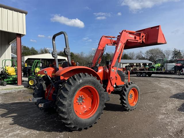 Image of Kubota M5660SUD equipment image 3