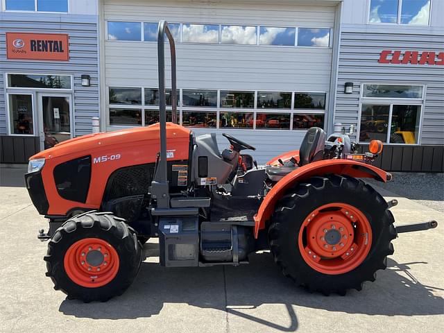 Image of Kubota M5N-091 equipment image 1