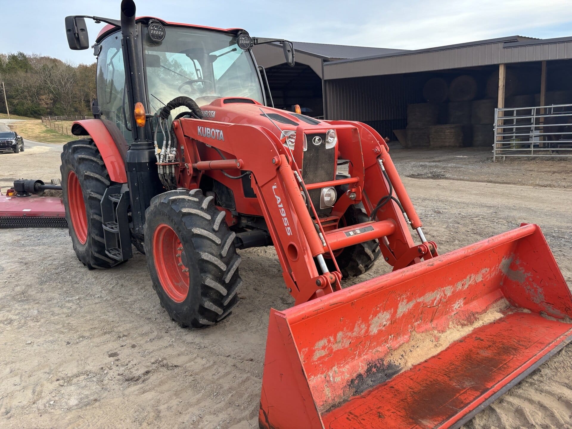 2019 Kubota M6-111 Equipment Image0