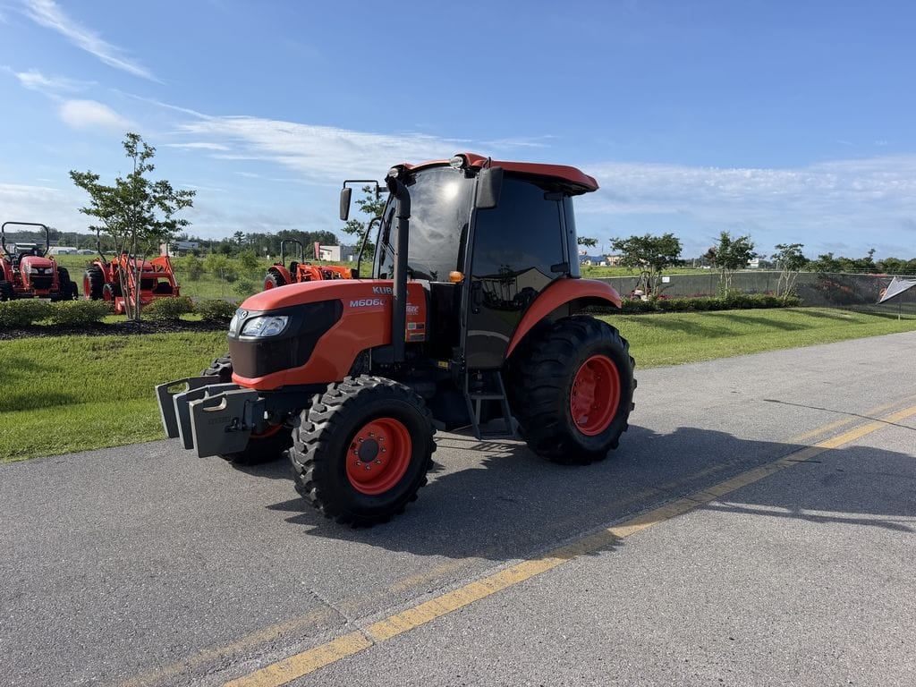 2019 Kubota M6060 Equipment Image0