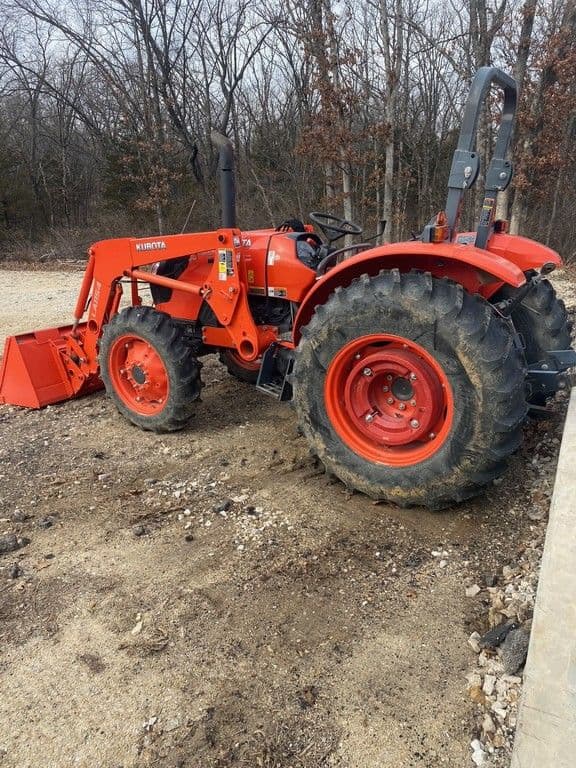 Image of Kubota M6060 equipment image 3