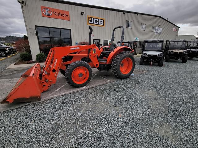 Image of Kubota M6060 equipment image 2