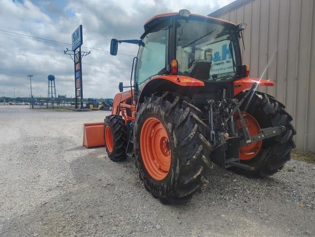 Image of Kubota M6-111 equipment image 3