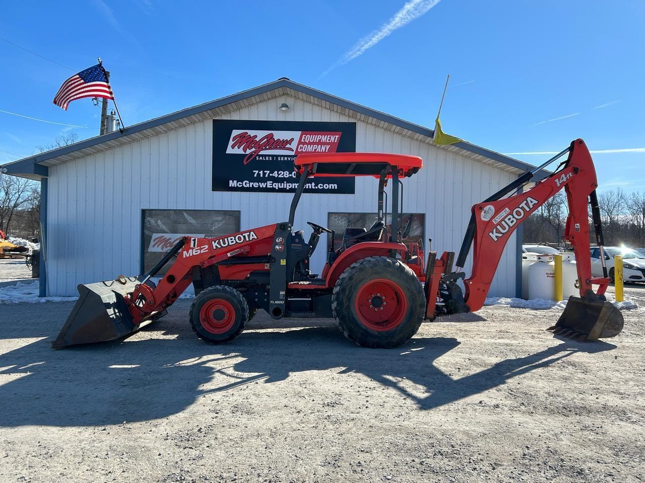 2019 Kubota M62 Equipment Image0