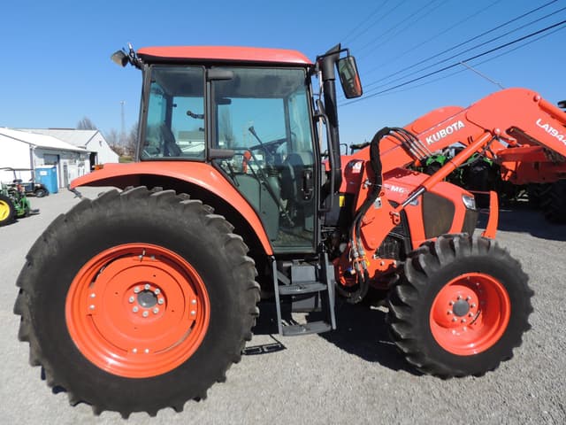 Image of Kubota M6S-111SHDC equipment image 3