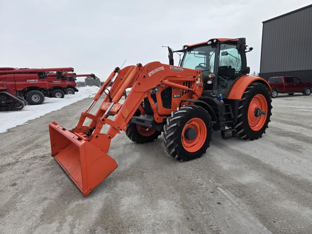 Image of Kubota M7.152 Deluxe equipment image 1