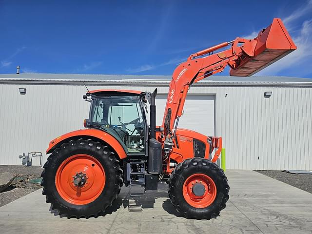 Image of Kubota M7.152 Deluxe equipment image 4