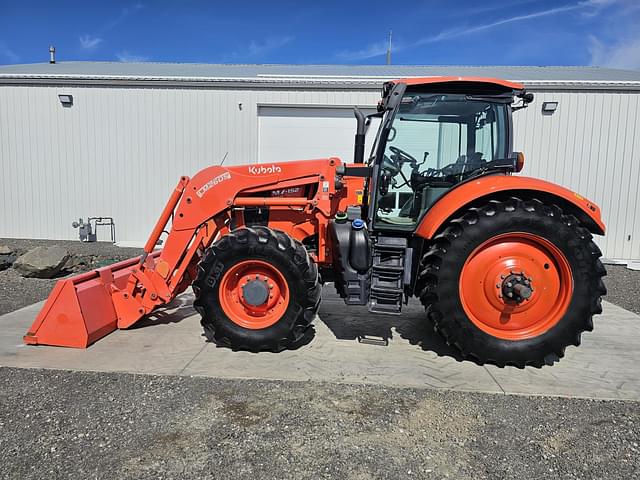 Image of Kubota M7.152 Deluxe equipment image 3