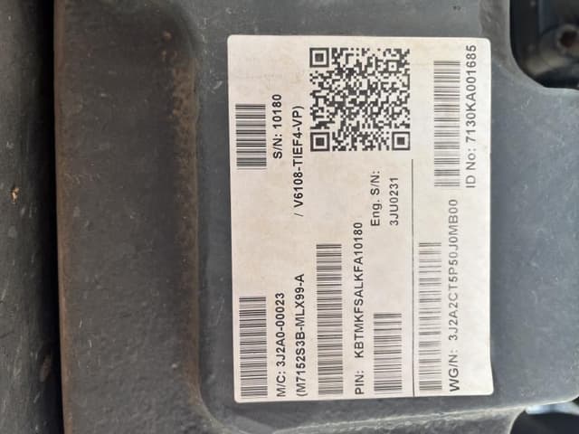 Image of Kubota M7.152 Deluxe equipment image 3