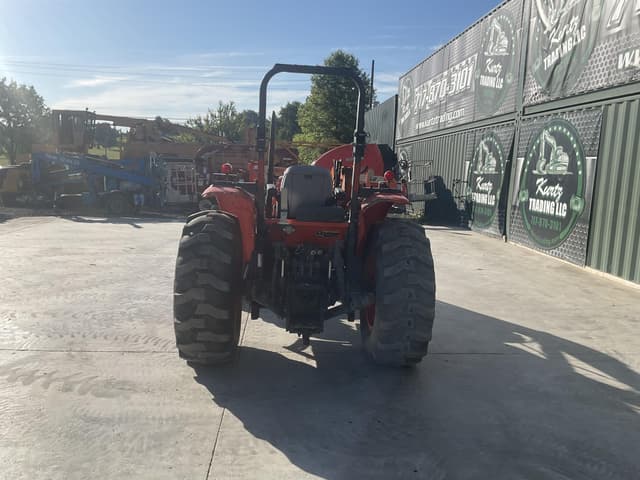 Image of Kubota M7060 equipment image 2