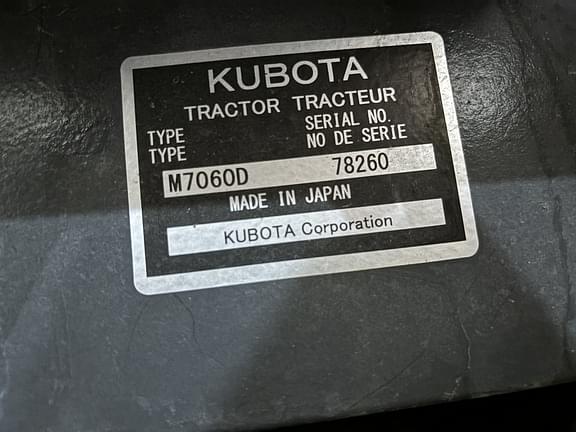 Image of Kubota M7060 equipment image 3